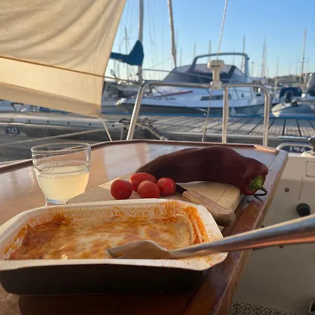 Yacht Galarne Saint-Raphael (Var)
