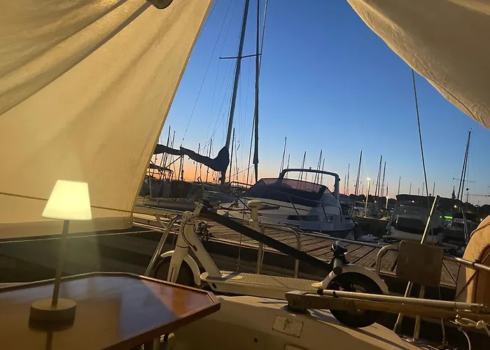 Hotel en barco Yacht Galarne Saint-Raphaël